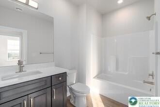 430 Cambria St Unit 303 #303 - Photo 6 of 9