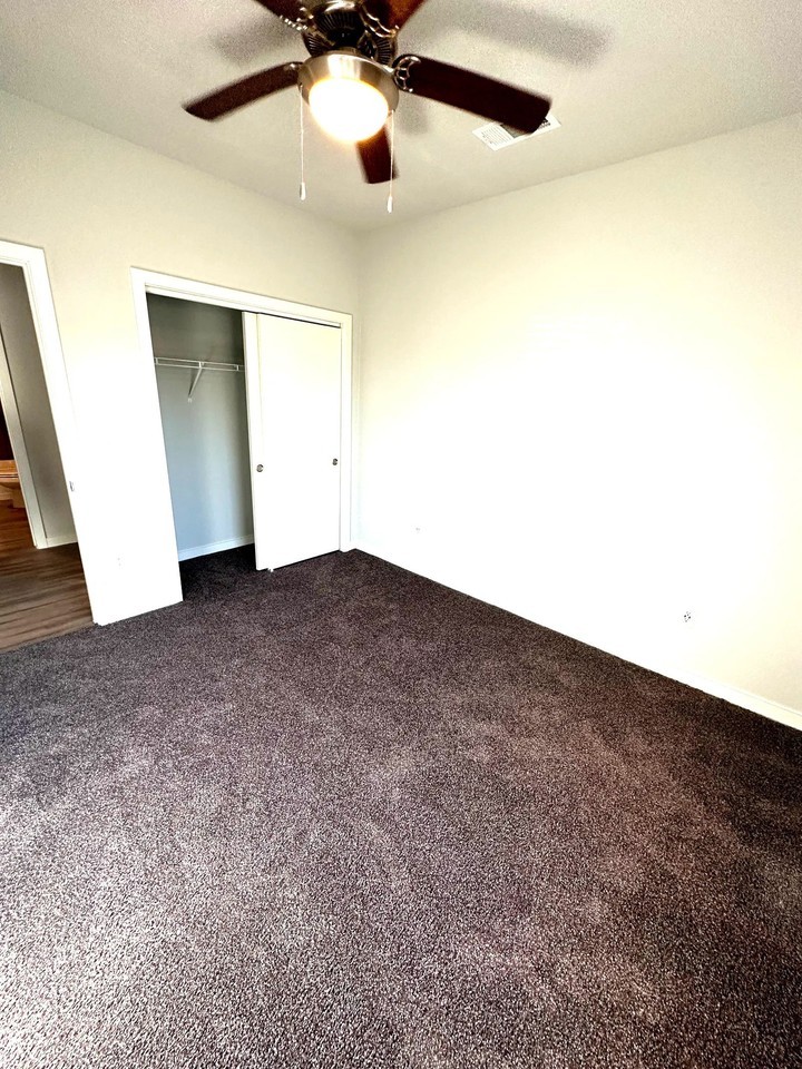 1051 N Fm 1660 #02-288 - Photo 3 of 8