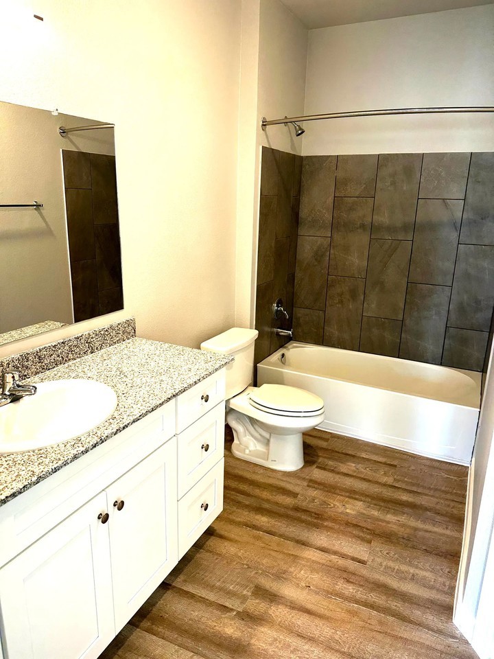 1051 N Fm 1660 #02-288 - Photo 5 of 8