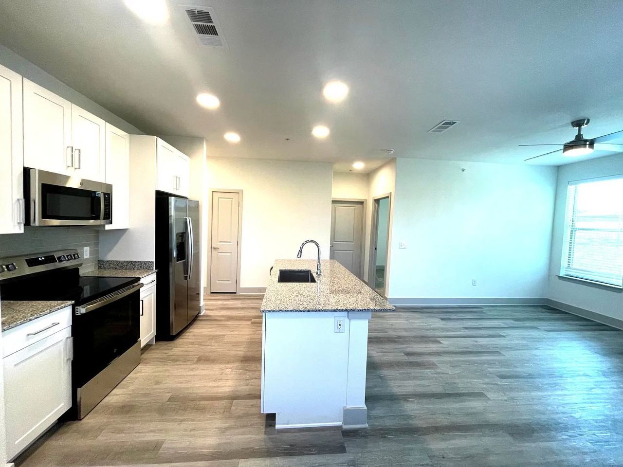 8010 Blue Goose Rd #02-220 - Photo 7 of 8