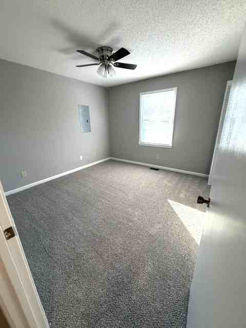 1221 Vine St #1 - Photo 3 of 9