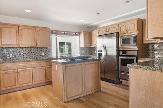 200 N Catalina Ave #F - Photo 2 of 5