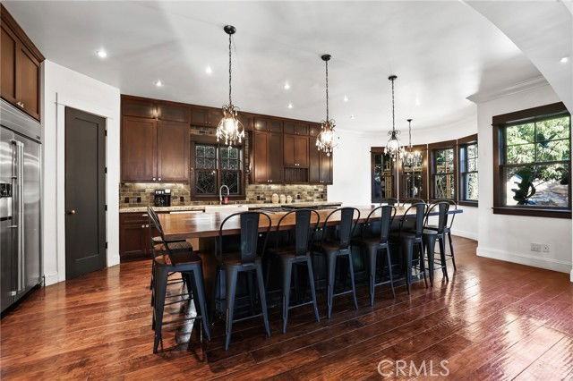 250 Santo Tomas Ave - Photo 3 of 8