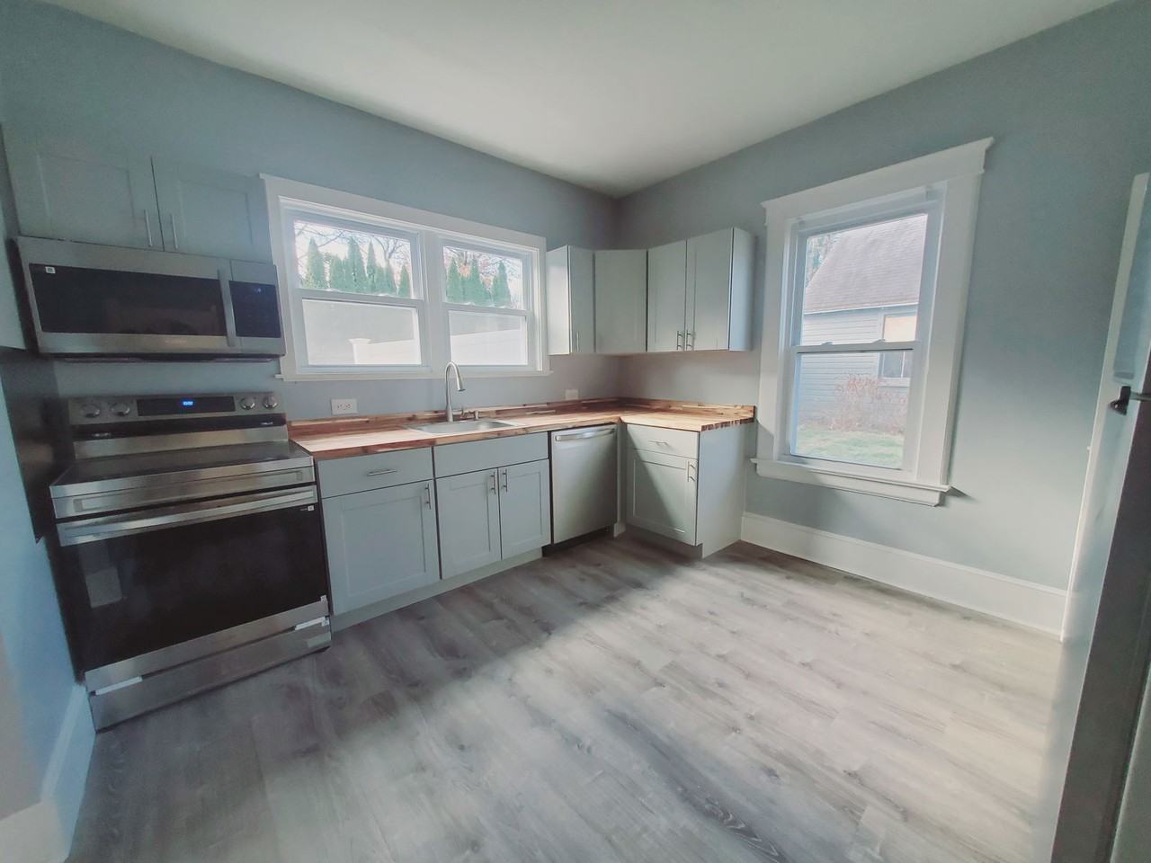 44 Sinawoy Rd #1 - Photo 2 of 6