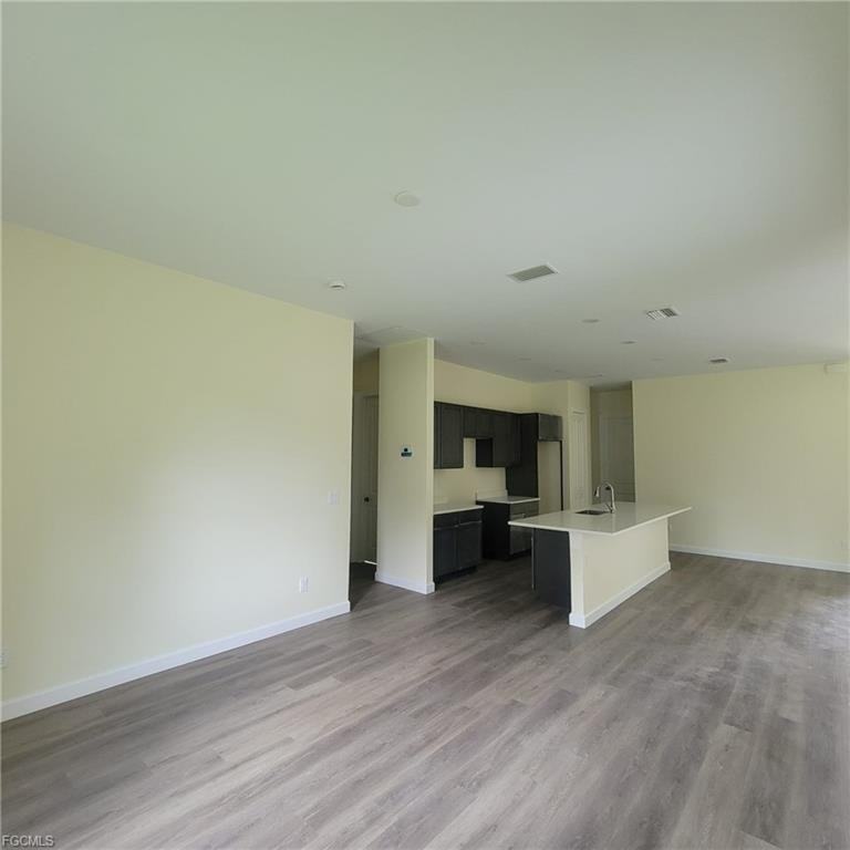 1900 W 16th St - Photo 2 of 8