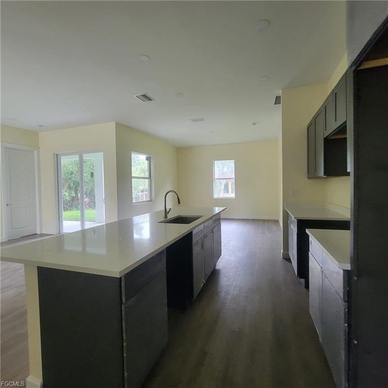 1900 W 16th St - Photo 3 of 8