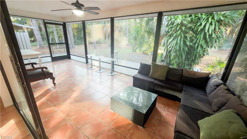 325 29th St Nw - Photo 7 of 8