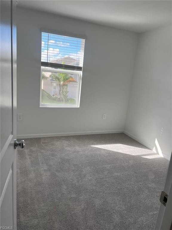 Fairhill Ct - Photo 4 of 8