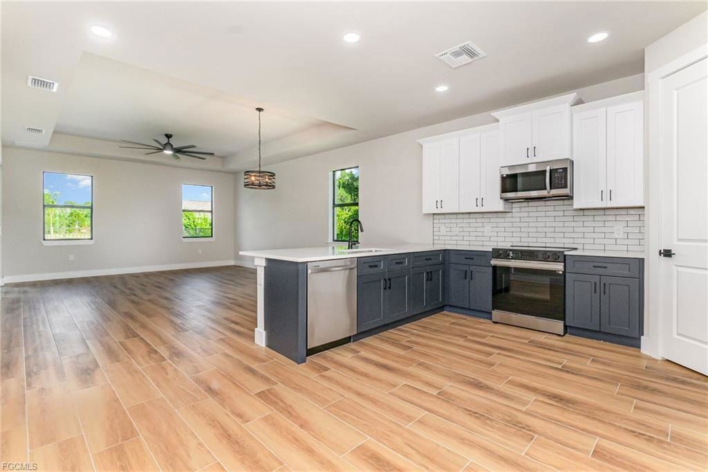 4157 Nw 39th Ave - Photo 4 of 8