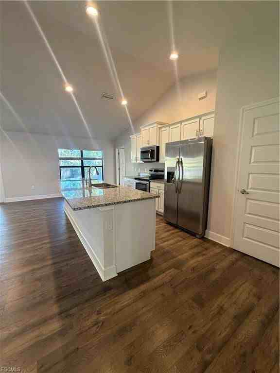 4602 Karen Ave N - Photo 7 of 8