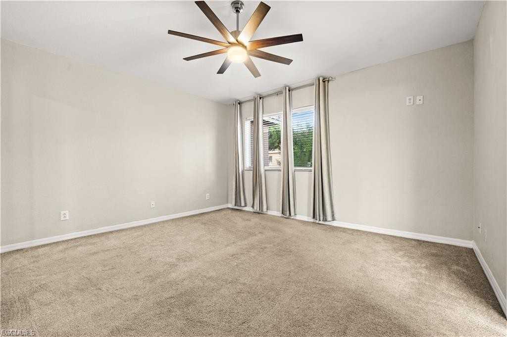 17579 Cherry Ridge Ln - Photo 7 of 8