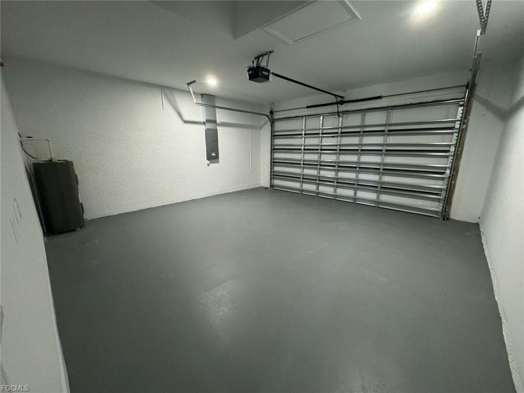 306 Nw 27th Ave - Photo 7 of 8