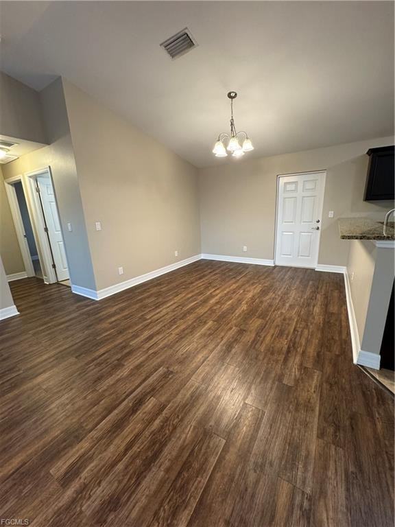 3022 Sw 14th Ct - Photo 3 of 8