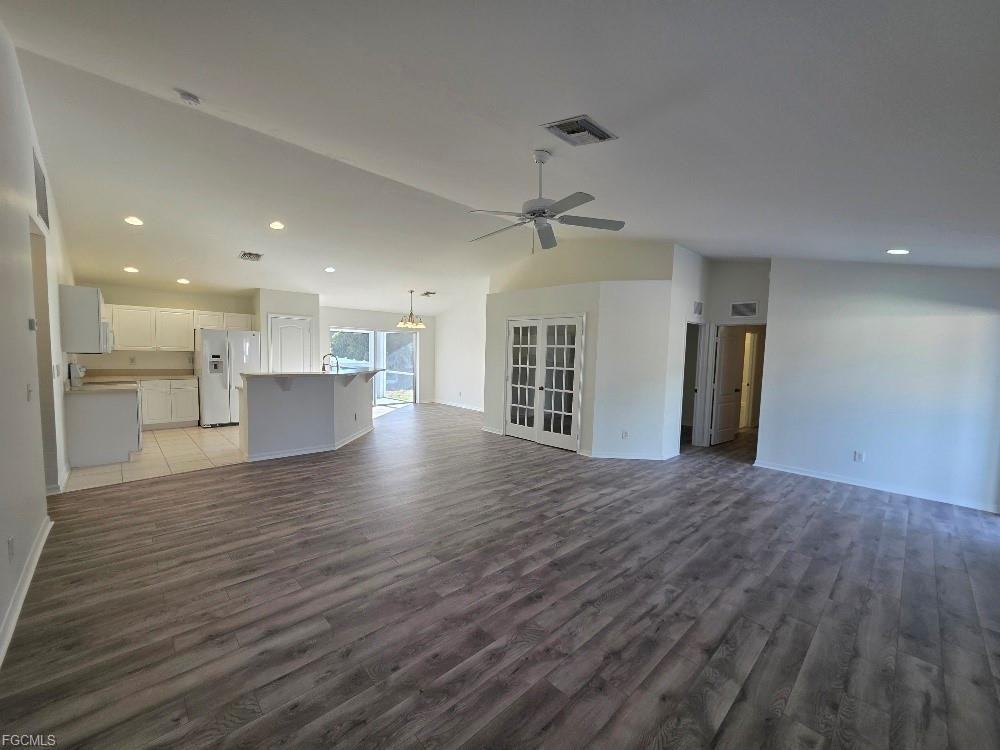 3413 35th St Sw - Photo 3 of 8