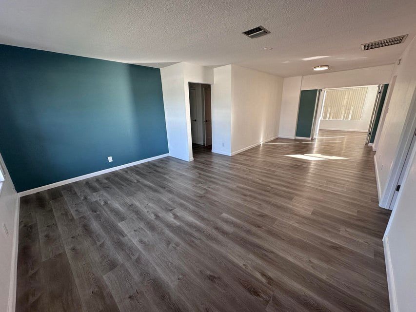 14 Ridgewood Cir - Photo 3 of 7