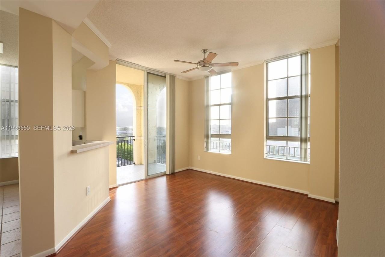 520 Se 5th Ave #3702