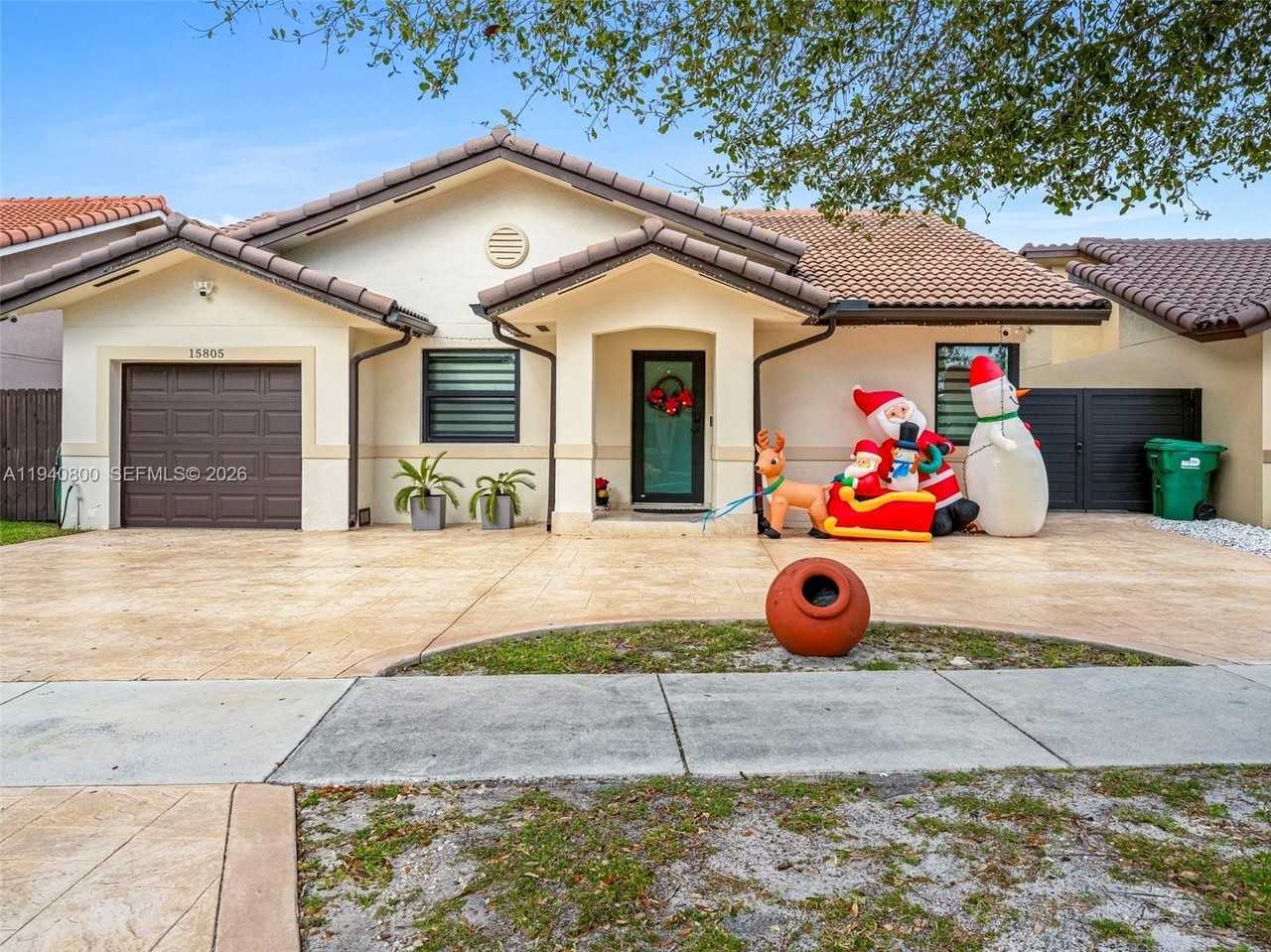 15805 Sw 79th Ter #0 - Photo 3 of 50