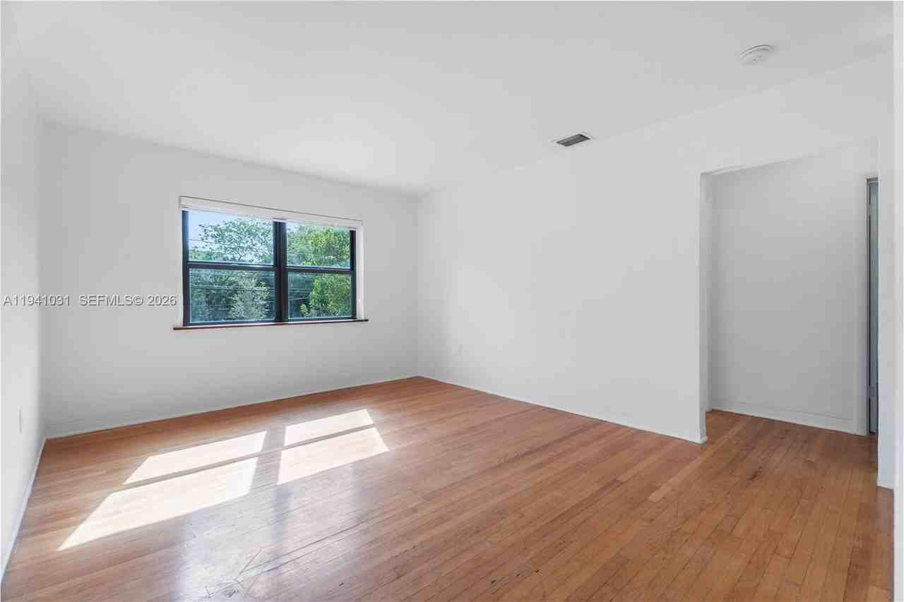 3202 Elizabeth St #3202 - Photo 6 of 19