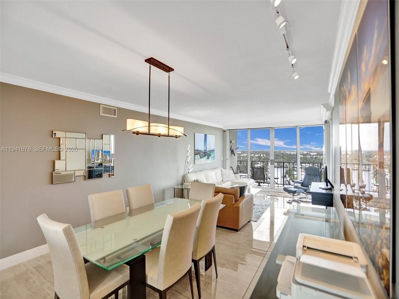 521 N Riverside Dr #1209 - Photo 6 of 41