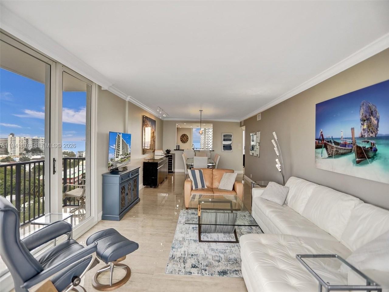 521 N Riverside Dr #1209 - Photo 7 of 41