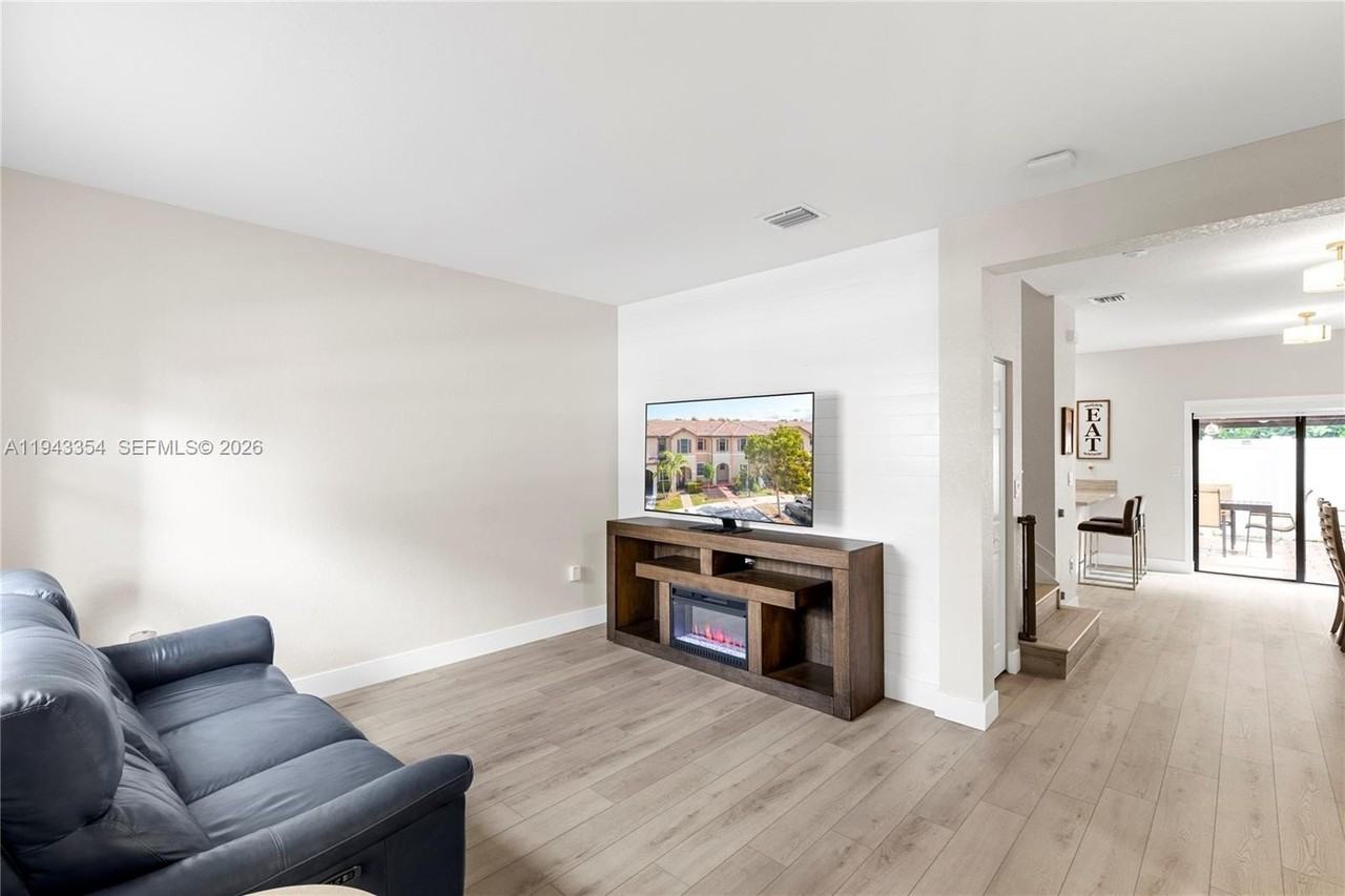 10653 W 32nd Ln #10653 - Photo 4 of 36