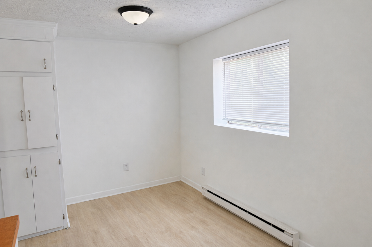 71 Chaparral Dr #L - Photo 4 of 11