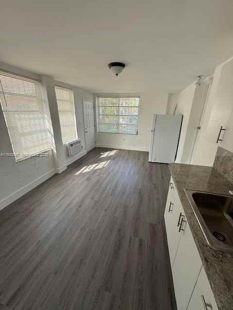 1262 Sw 4th St - Photo 4 of 10