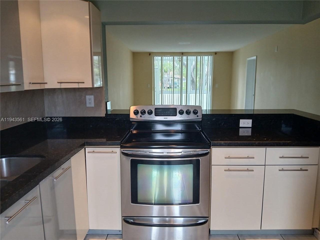 5950 Del Lago Cir #112 - Photo 2 of 9