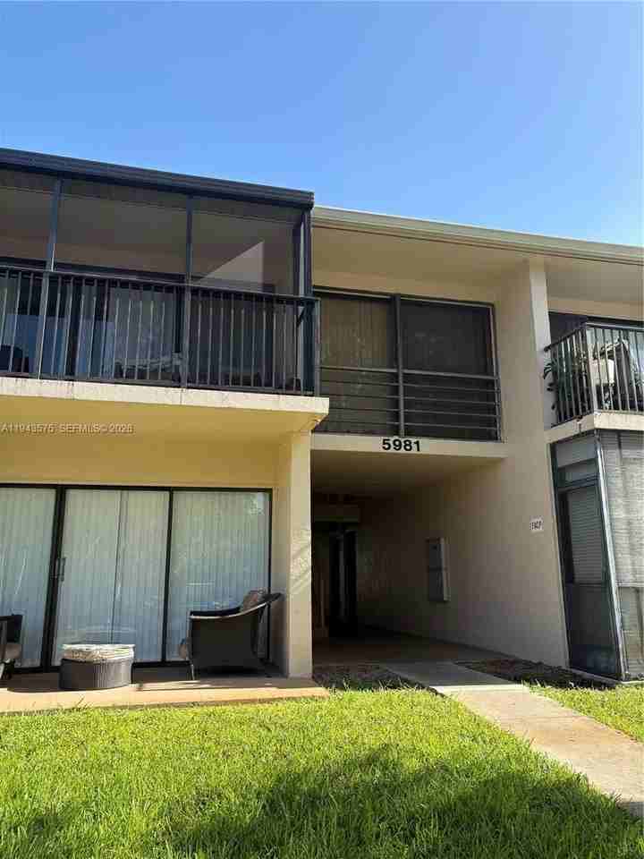 5981 Washington St #215 - Photo 5 of 24