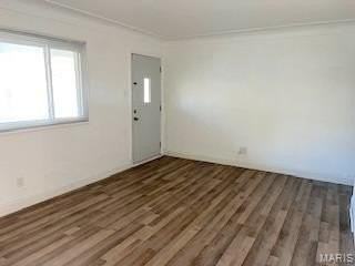 216 Lucinda Dr - Photo 2 of 14