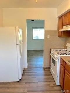 216 Lucinda Dr - Photo 6 of 14