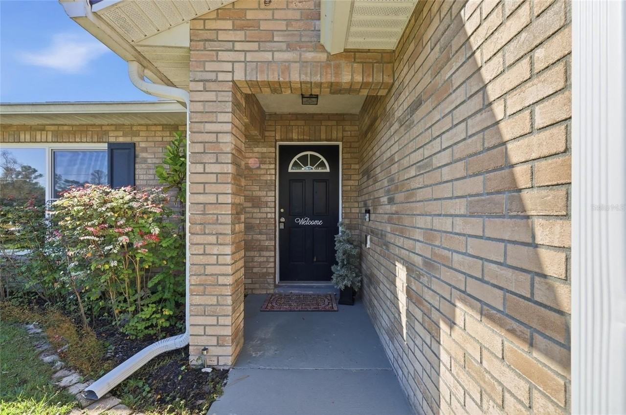 1380 9th Ave - Photo 5 of 29