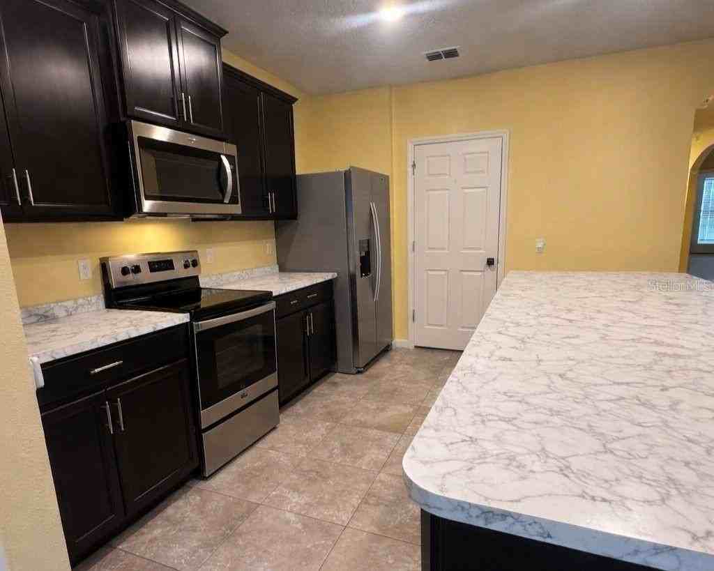 3528 Loggerhead Ln - Photo 5 of 23