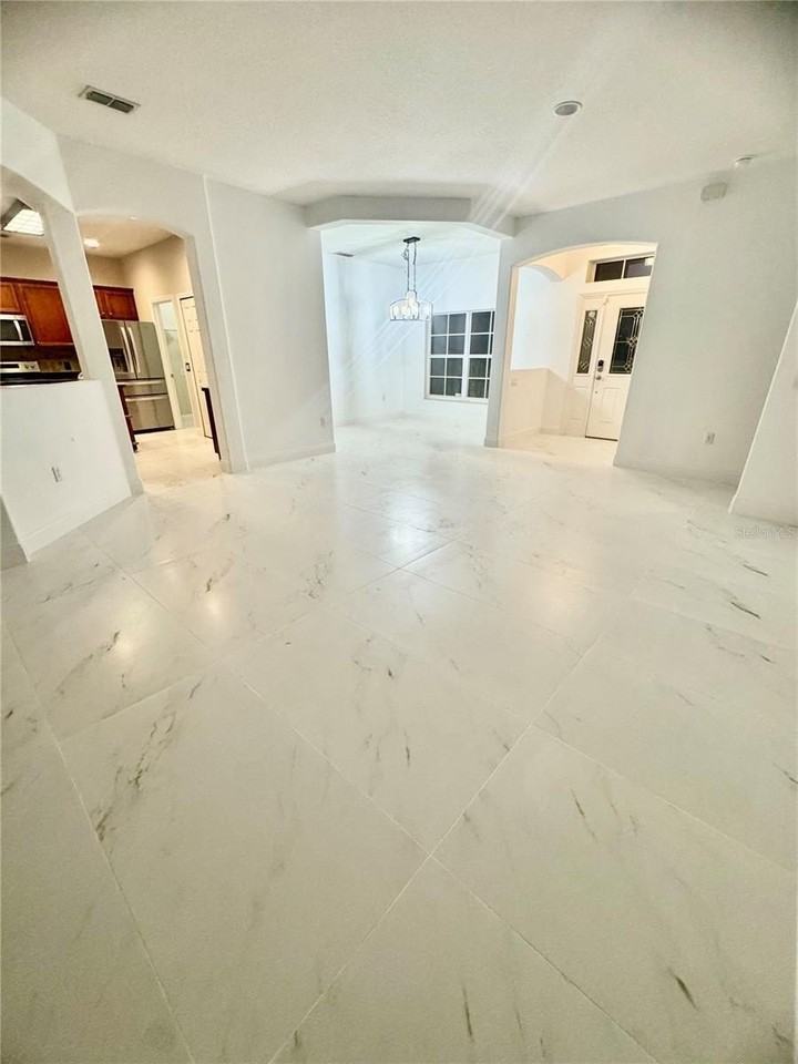 3556 Forest Park Dr - Photo 4 of 19