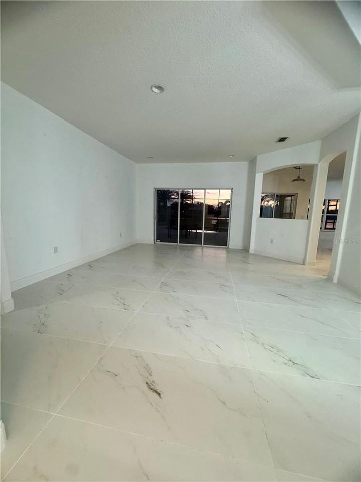 3556 Forest Park Dr - Photo 6 of 19