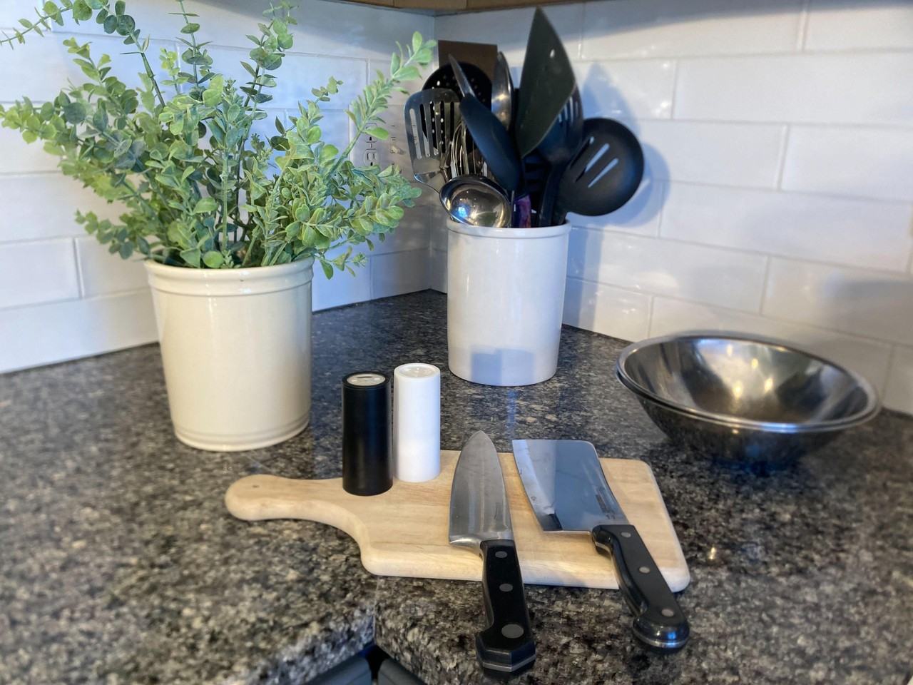 Connecticut Ave - Photo 2 of 20