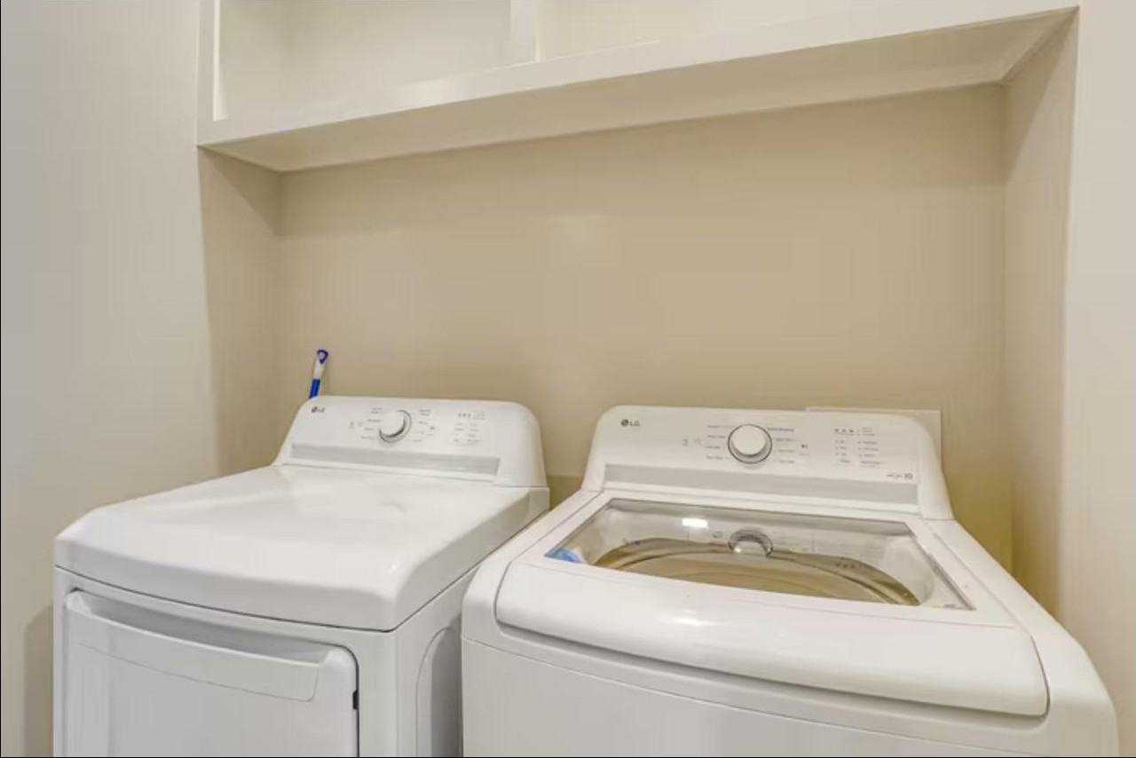 Gravier St - Photo 2 of 6