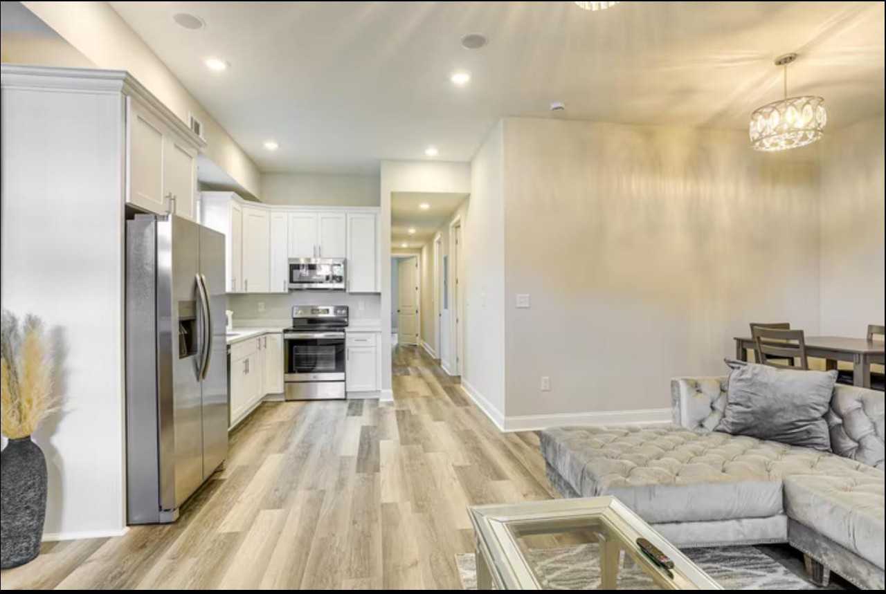 Gravier St - Photo 3 of 6