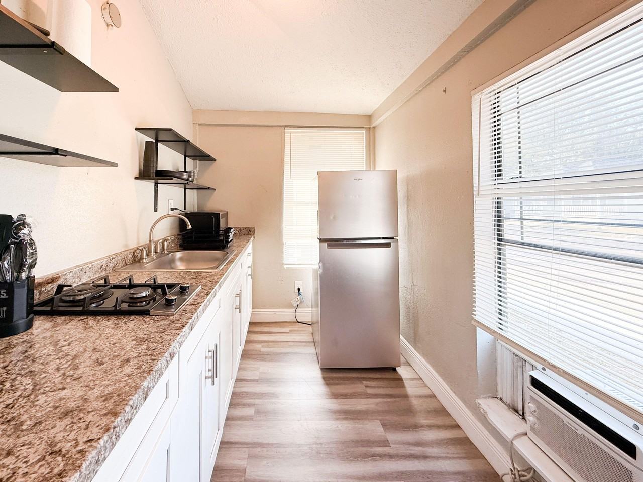 N Tampa St - Photo 2 of 6