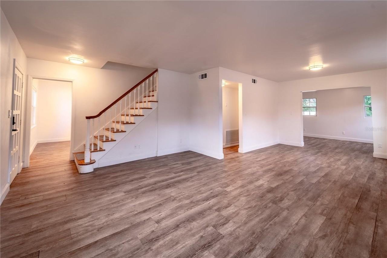 8477 14th St N - Photo 3 of 16