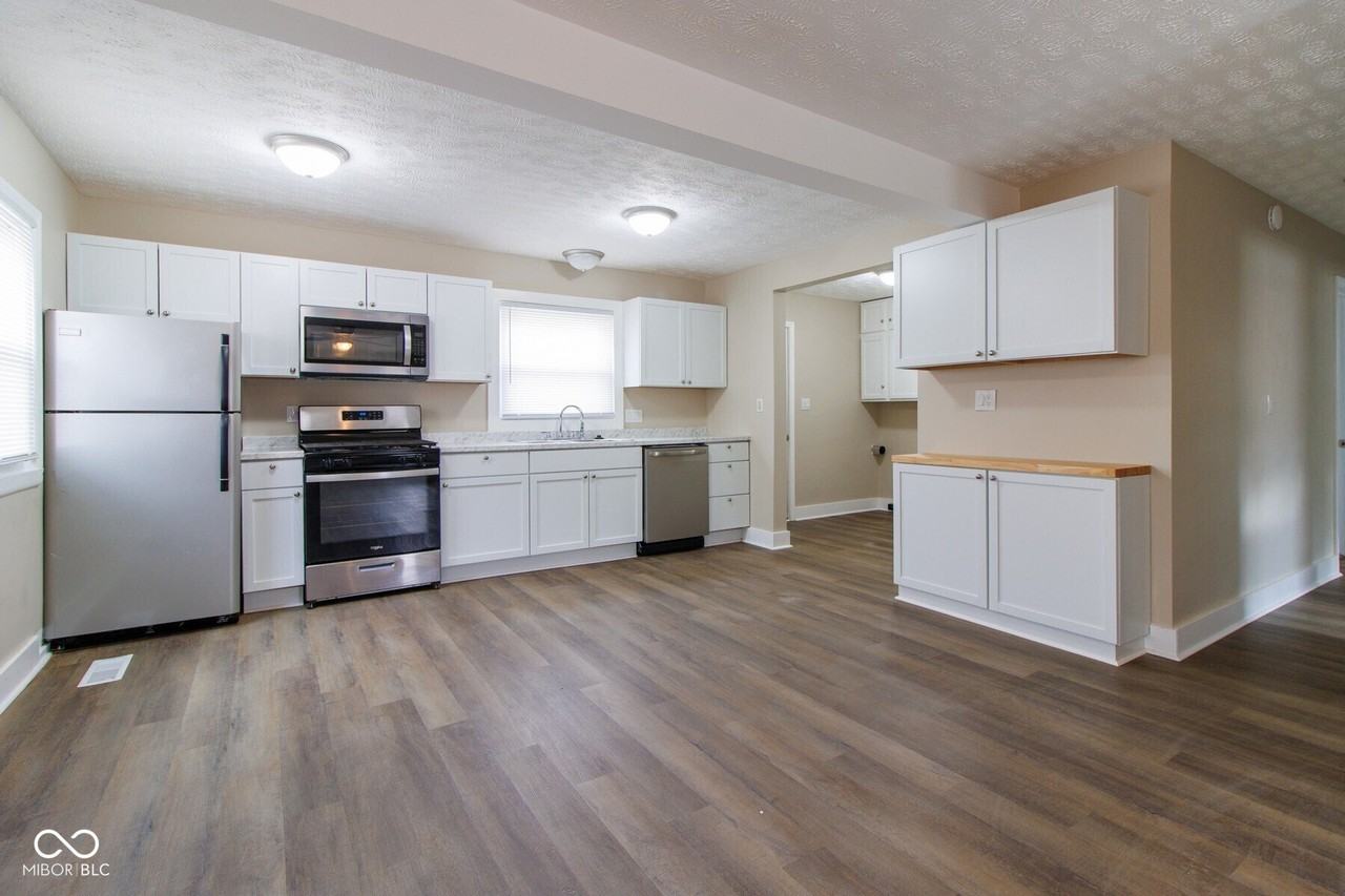 1716 Drexel Dr - Photo 6 of 16