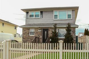 121 Nassau Blvd - Photo 1 of 1