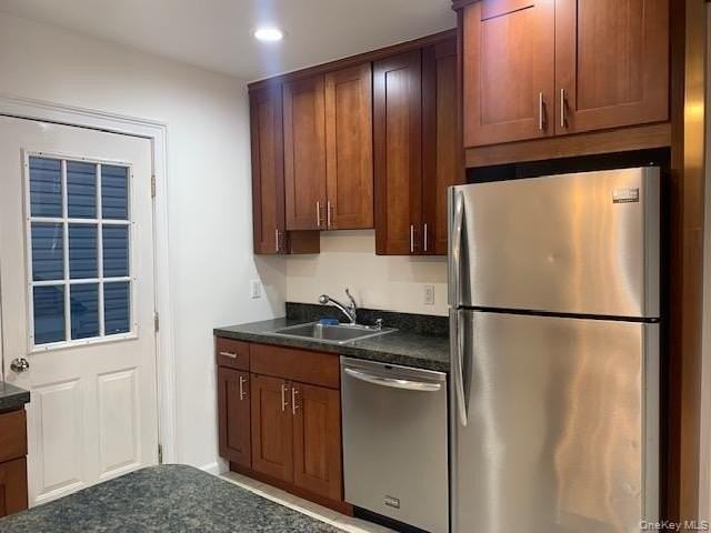 86 Brookline Ave - Photo 7 of 34