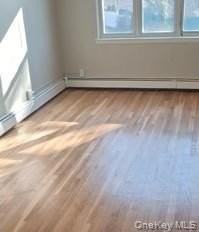 16045 Willets Point Blvd - Photo 2 of 3