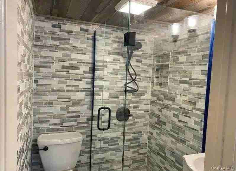 195 San Juan Dr - Photo 3 of 8