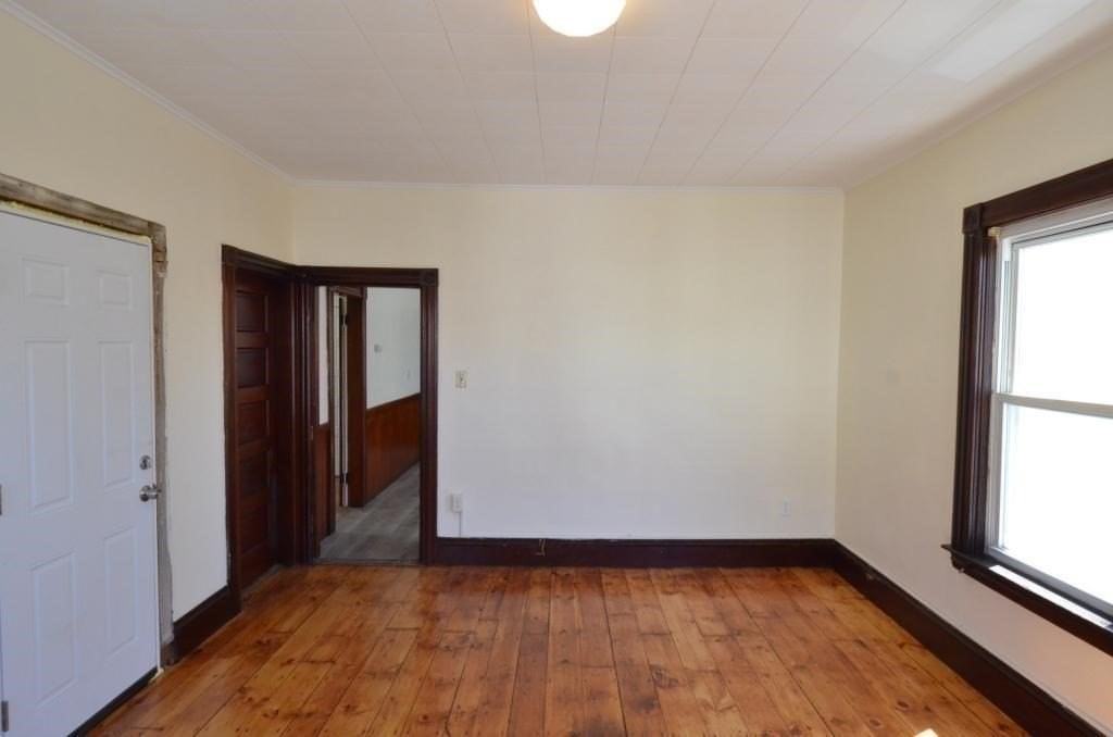 71 Esther St Apt 2 #2 - Photo 7 of 19