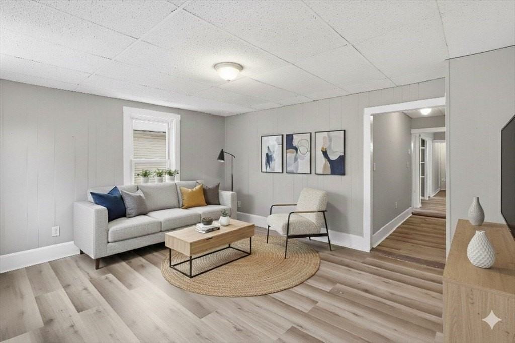 14 Hacker St Apt 1 #1 - Photo 2 of 27