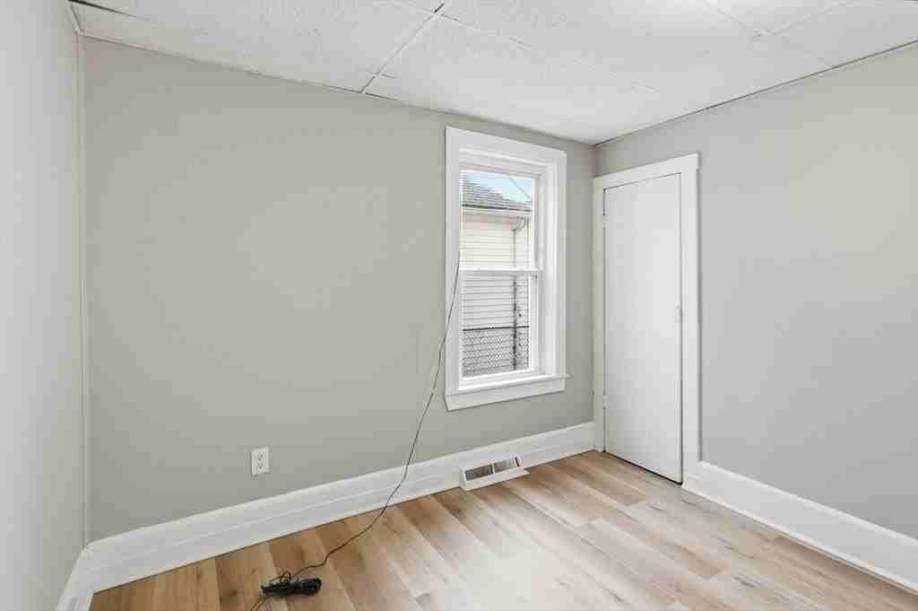 14 Hacker St Apt 1 #1 - Photo 6 of 27