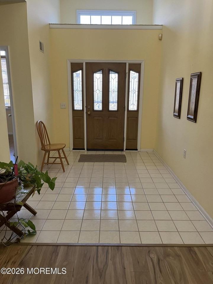 11 Umberland Pl - Photo 4 of 25