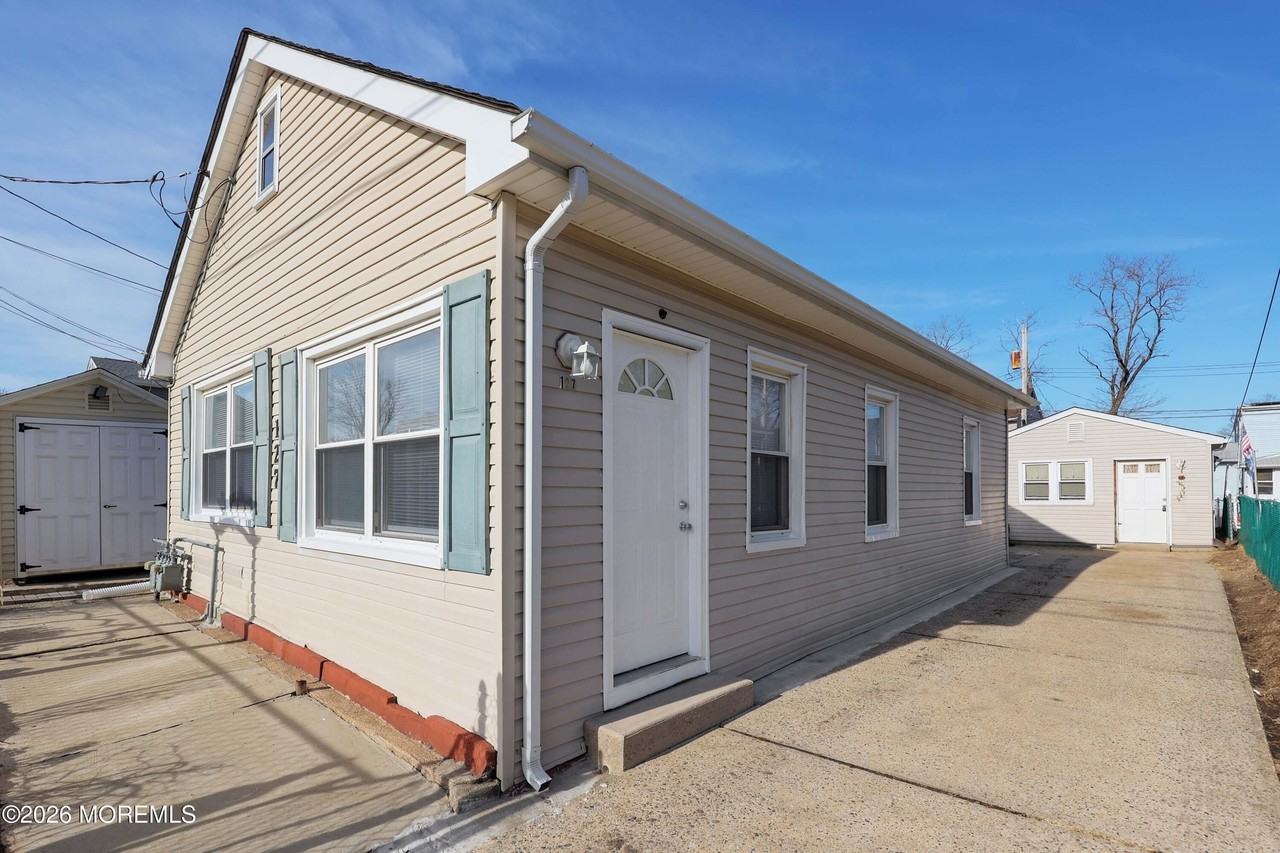 127 7th St Unit A #A - Photo 4 of 23